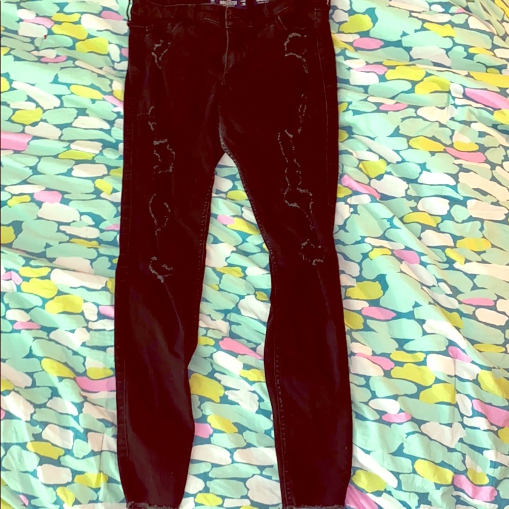 Black mid-rise skinny jeans